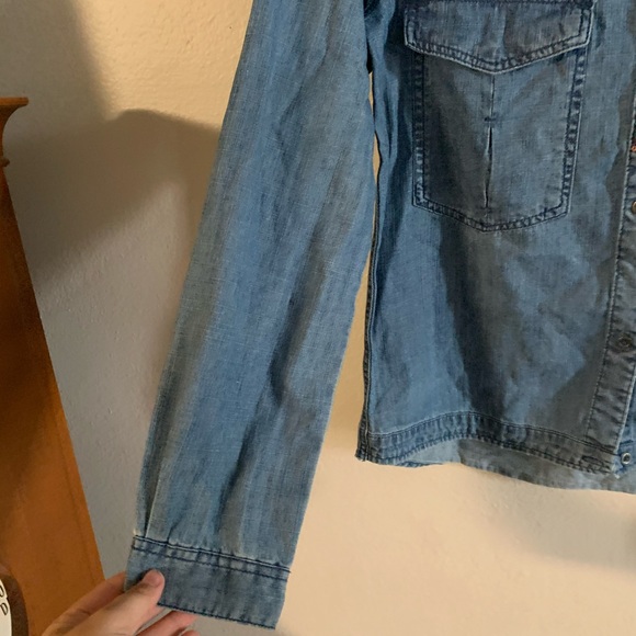 Embroidered Roxy Denim Beachy shirt - Picture 5 of 6